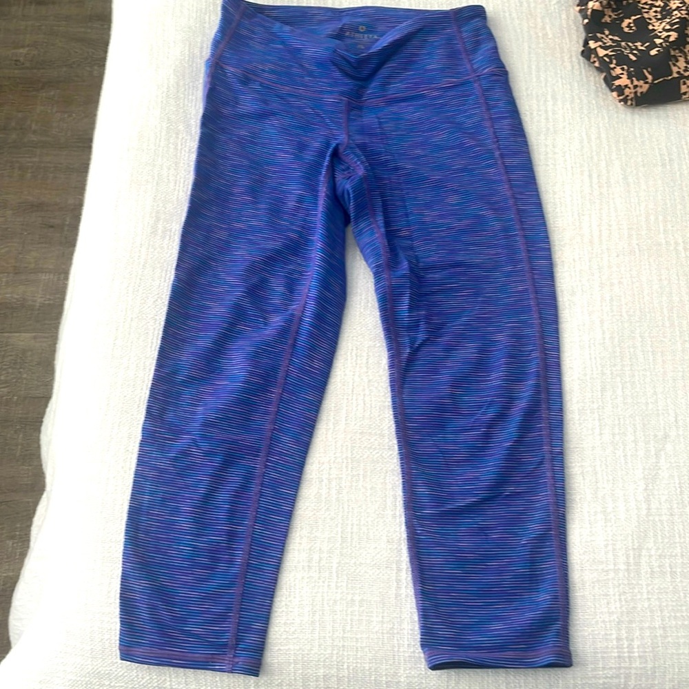 Athleta Capri leggings